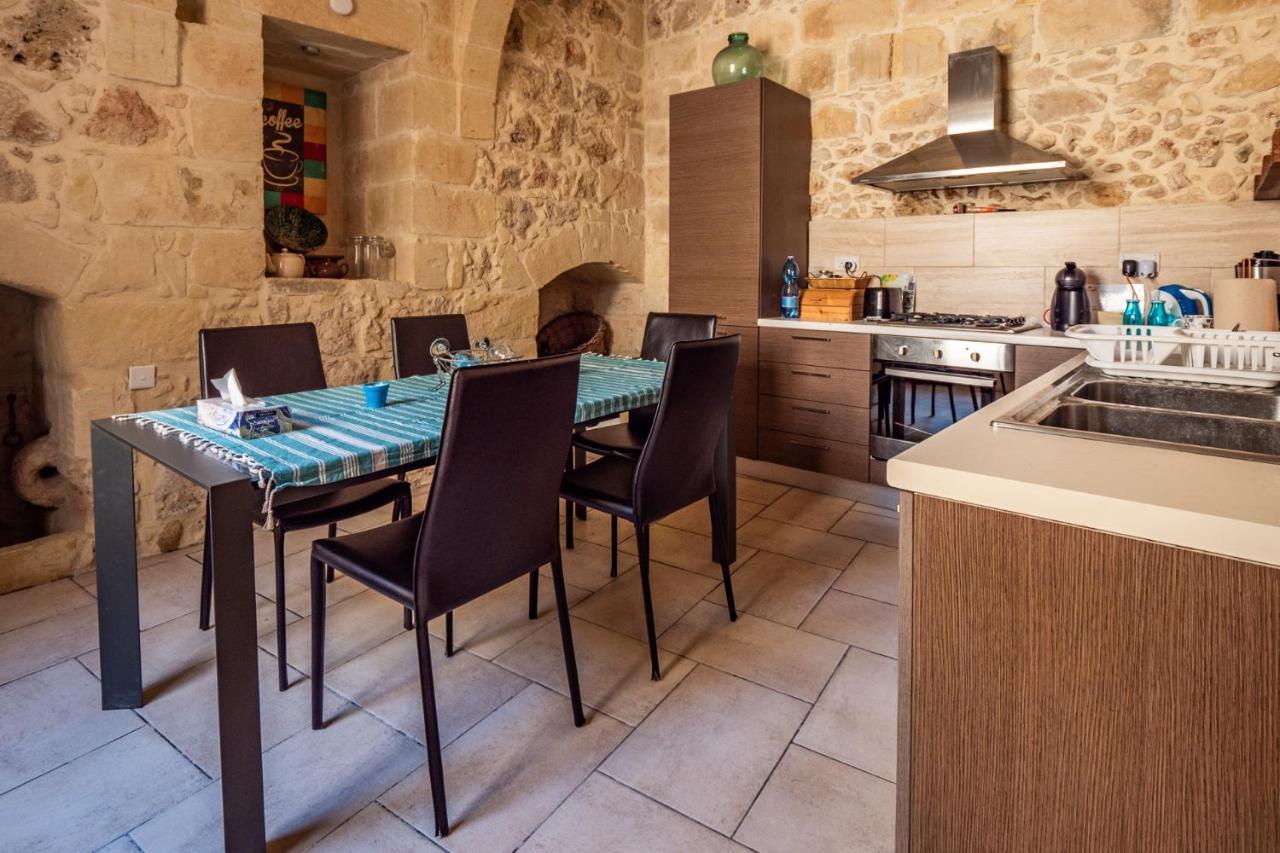 250 Yo Tal-Bambinu Boutique Farmhouse Xaghra Exterior photo