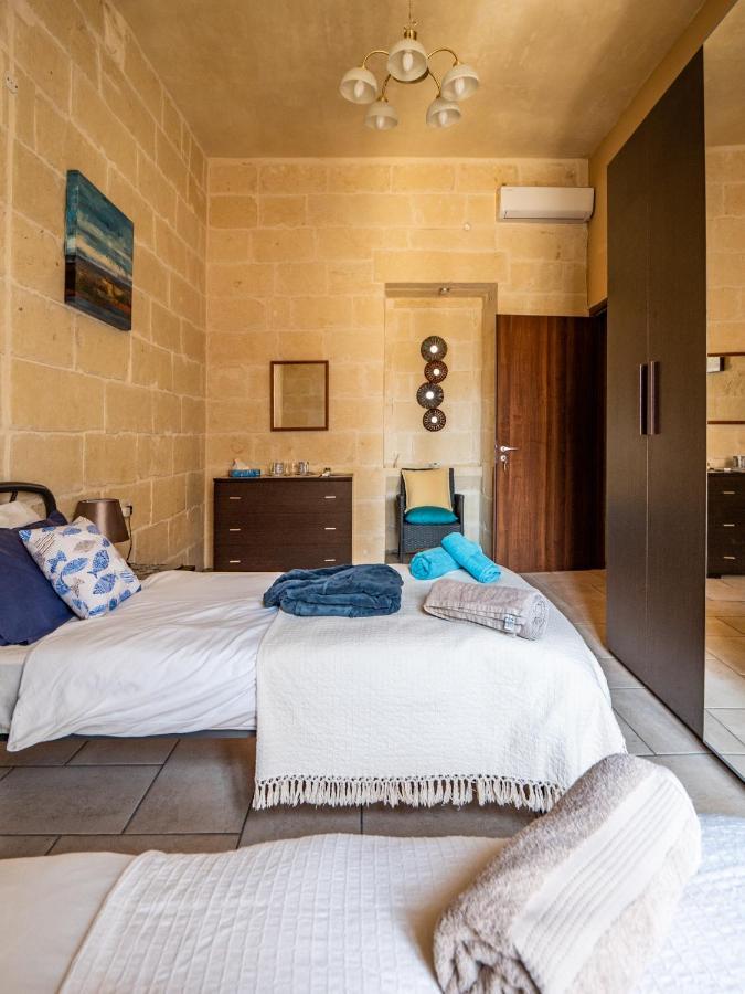 250 Yo Tal-Bambinu Boutique Farmhouse Xaghra Exterior photo